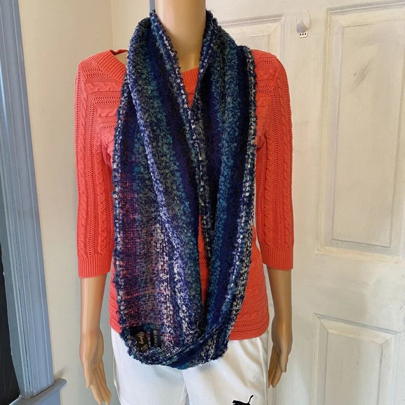 Yemy Collection Alpaca Blend Scarf Luxurious Neck Warmer Artsy Navy Blue White - Picture 5 of 6